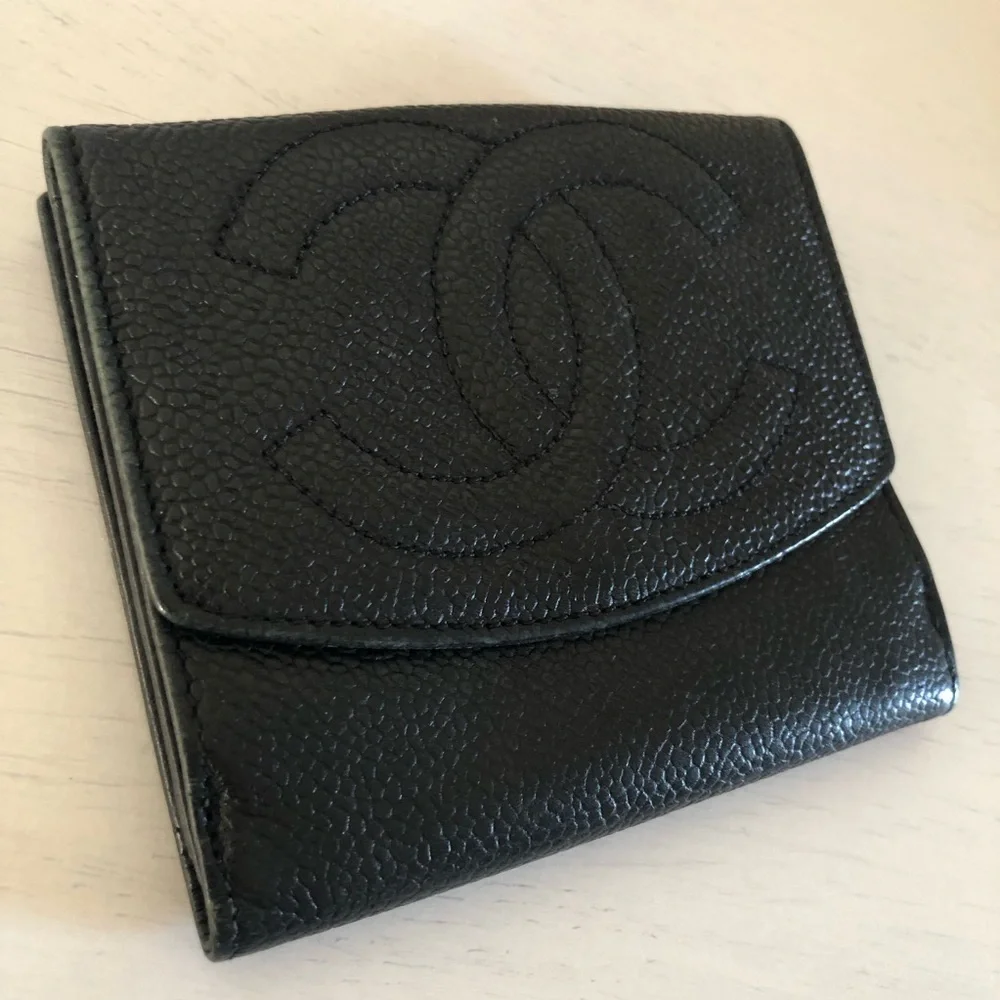 Chanel Timeless Flap Vintage Wallet in Black Caviar Leather - Picture 13 of 13